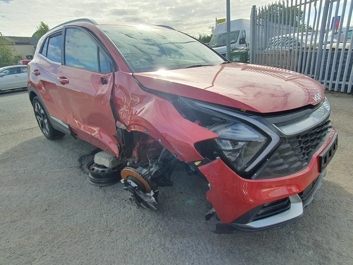22 KIA SPORTAGE  1.6 HYBRID AUTO FOR BREAKING - Image 2