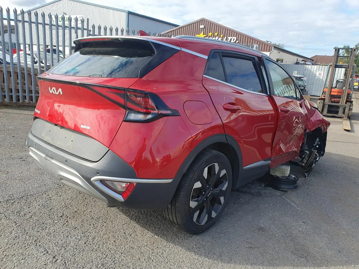 22 KIA SPORTAGE  1.6 HYBRID AUTO FOR BREAKING - Image 3