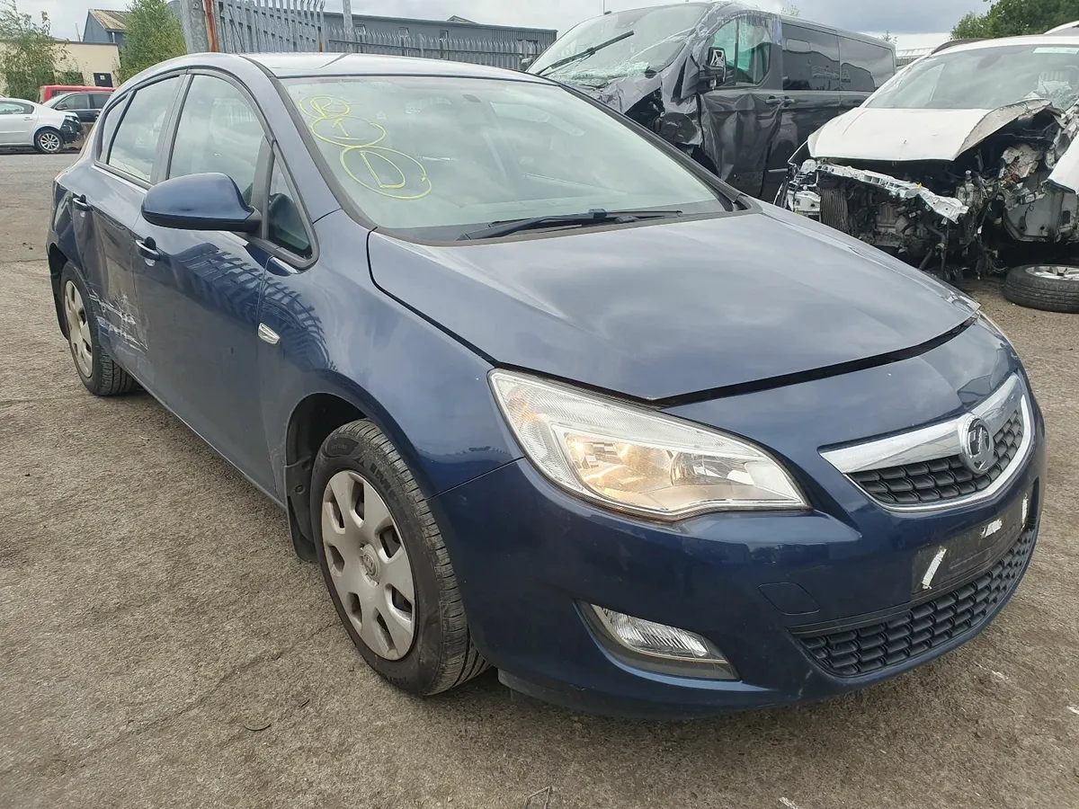 10 OPEL ASTRA  1.4 P (A14XER) FOR BREAKING - Image 2