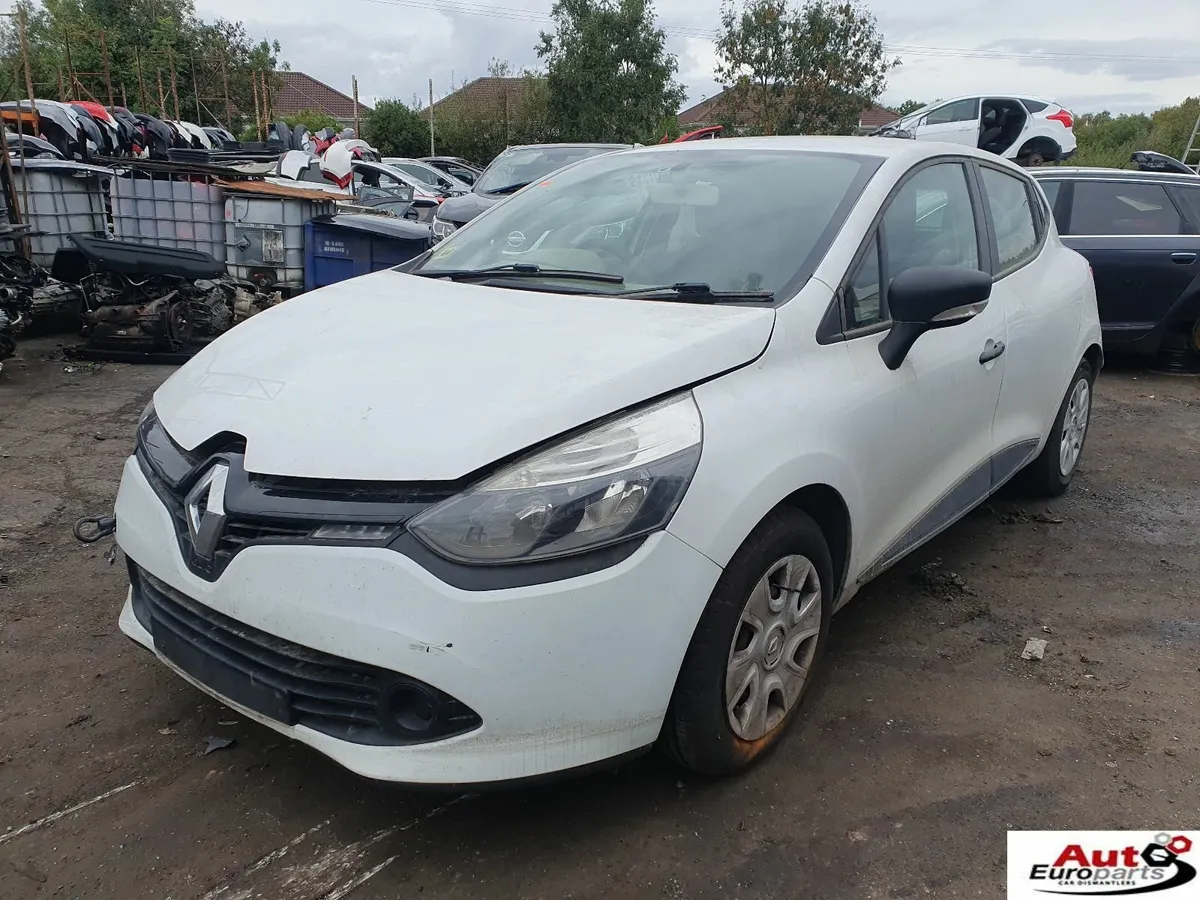 14 RENAULT CLIO 1.2 P FOR BREAKING - Image 1