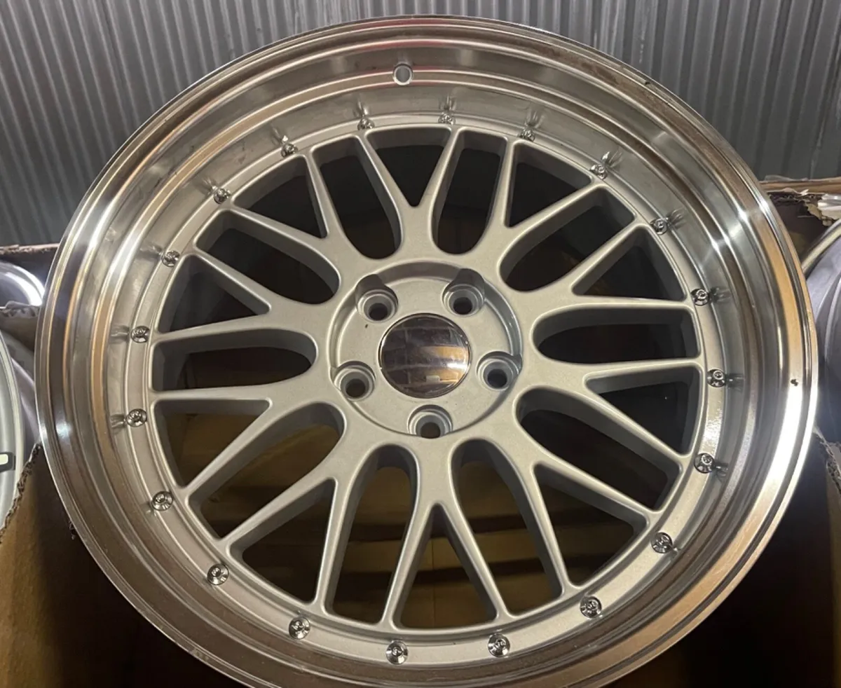 19” 5x112 9.5 all round dished alloy