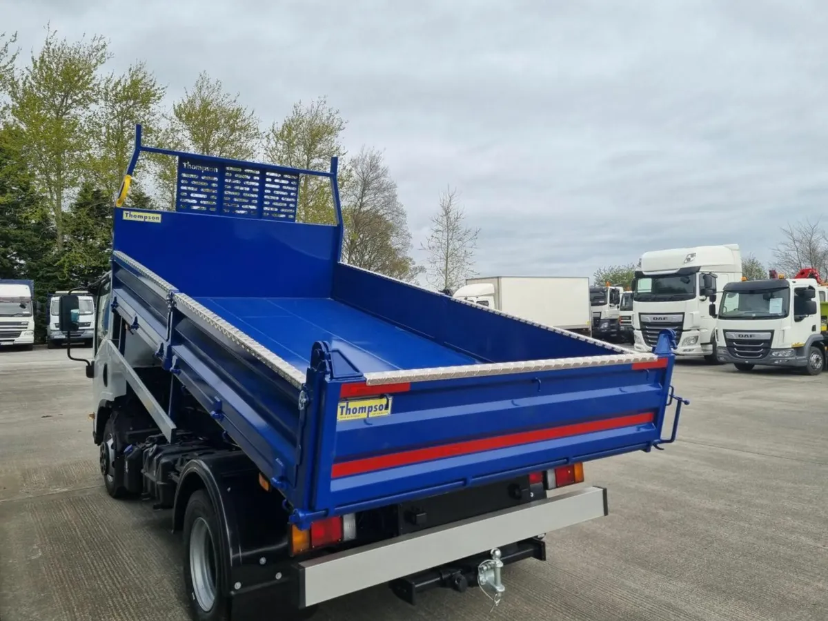 NEW ISUZU NPR 7.5TON TIPPER - Image 2