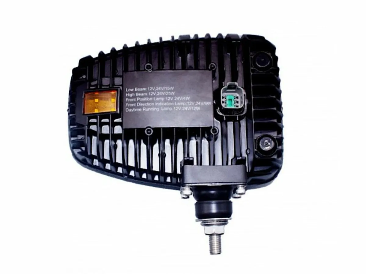 €40 OFF Pair of  Bottom Bolt LED Headlights - Image 4