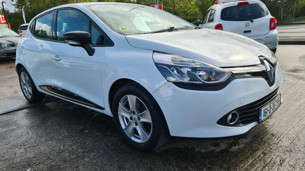 2016 Renault Clio Petrol - Image 2