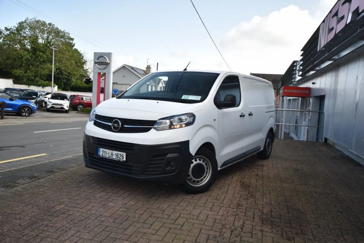 Opel Vivaro L1 H1 1.5 100BHP - Image 4