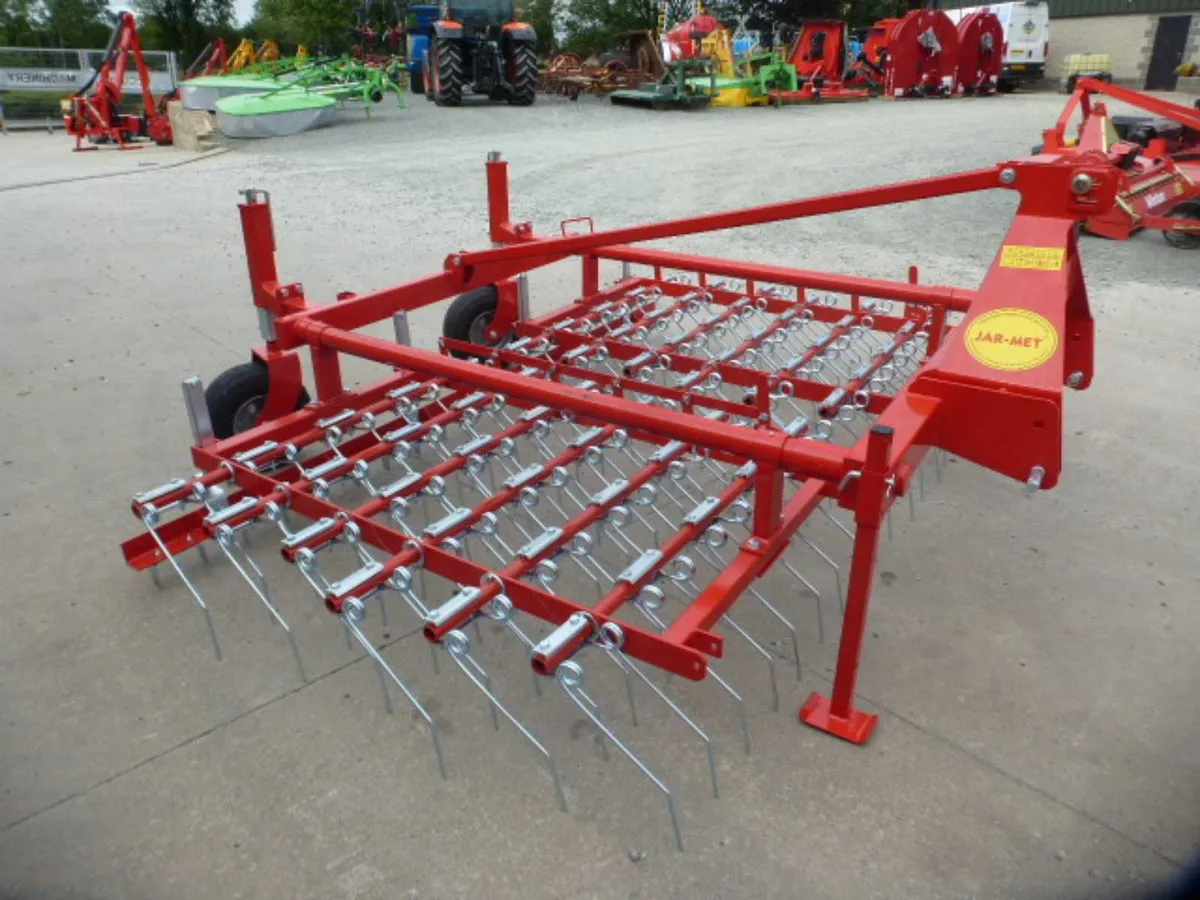 Front mounted 3m spring tine harrow - Image 3