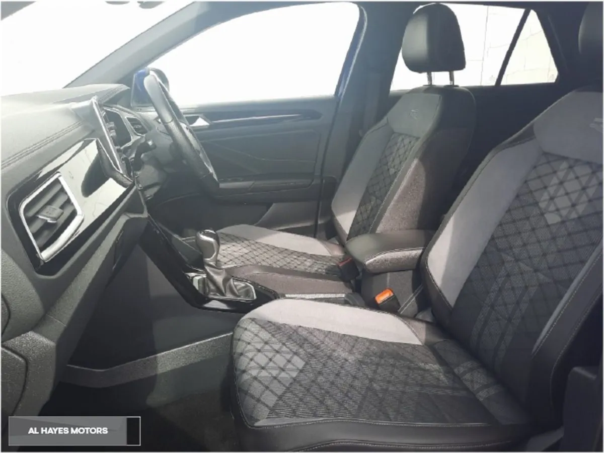 Volkswagen T-Roc R-line Plus 1.0 TSI 6speed 110BHP - Image 3