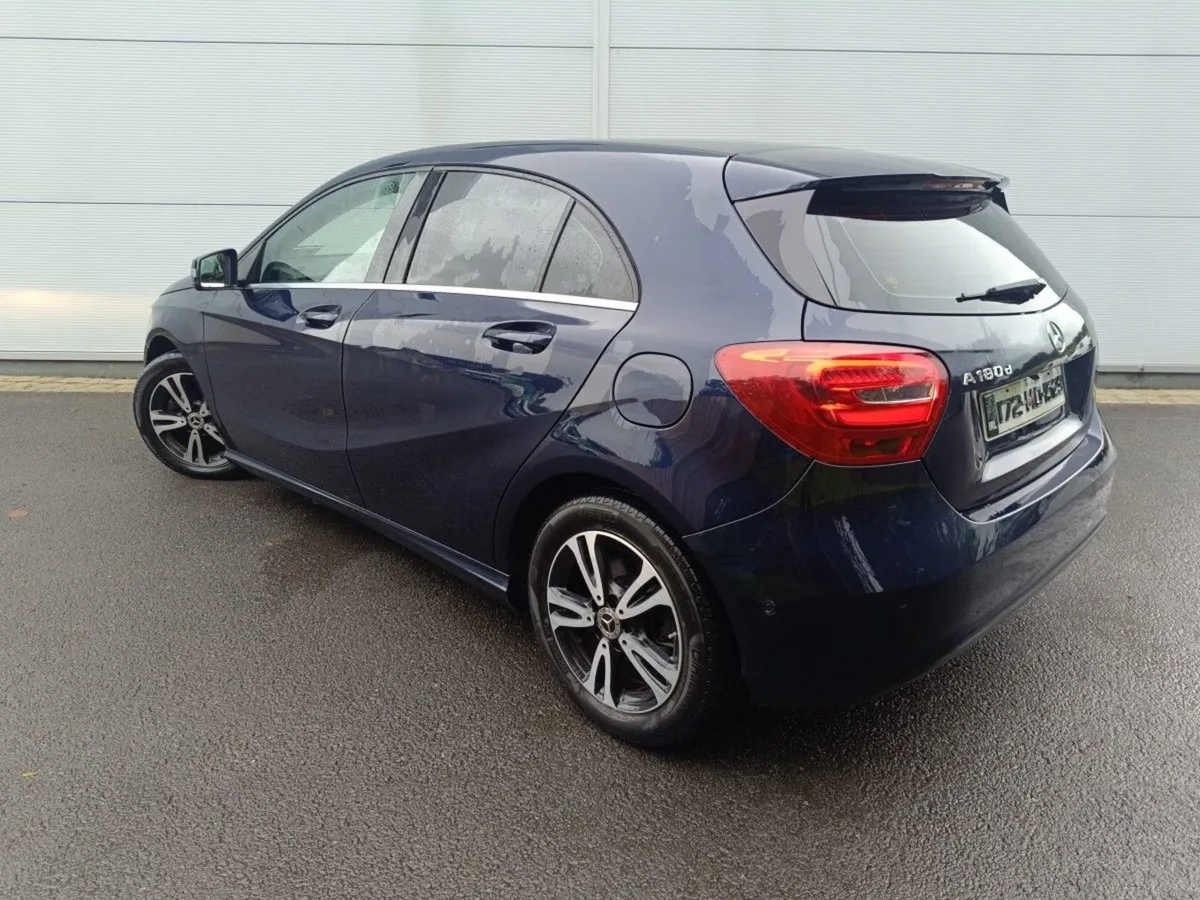Mercedes-Benz A-Class A180d 5dr Executive Leather - Image 3