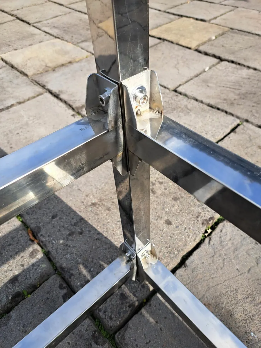 Stainless steel stand - Image 4