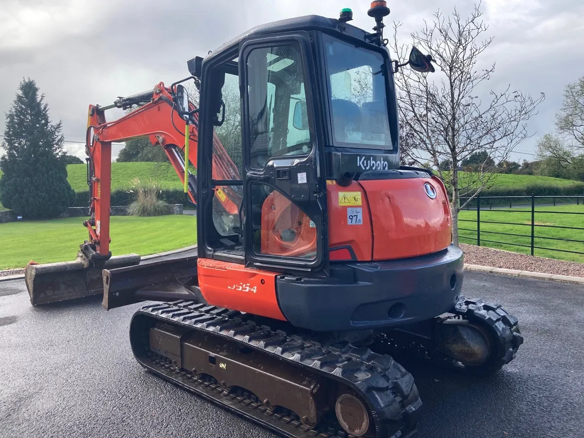 2014 Kubota 5 1/2 Tonne Digger - Image 3