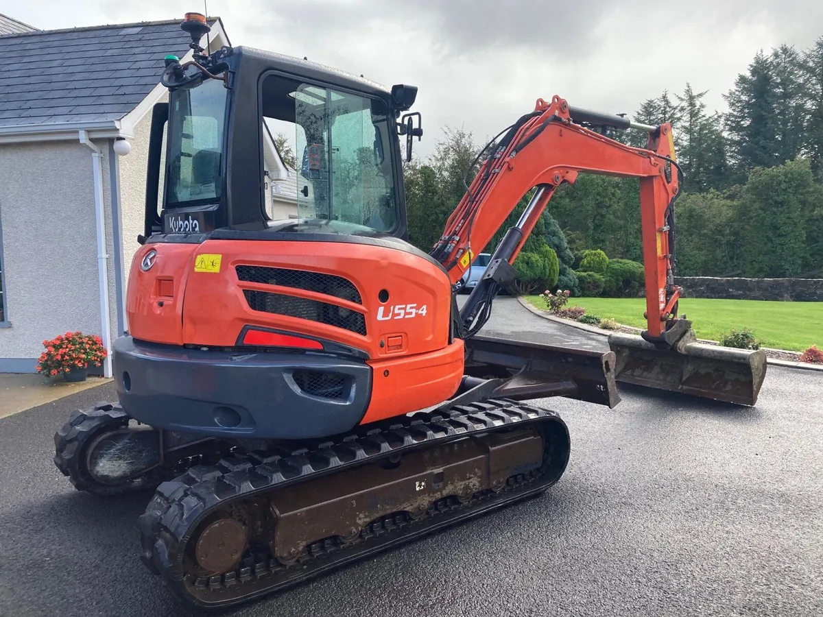 2014 Kubota 5 1/2 Tonne Digger - Image 4