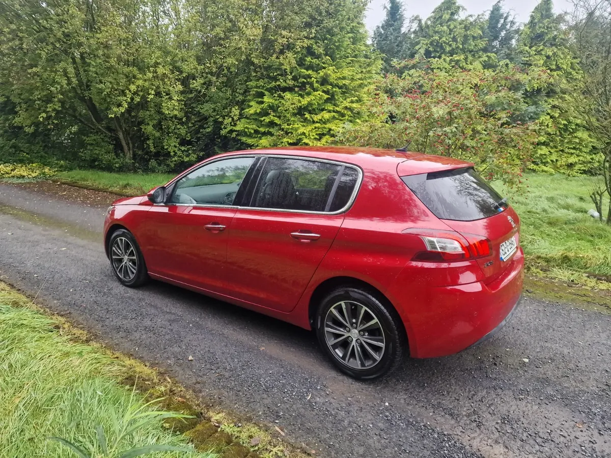 152 PEUGEOT 308 1.2 AUTOMATIC - Image 3