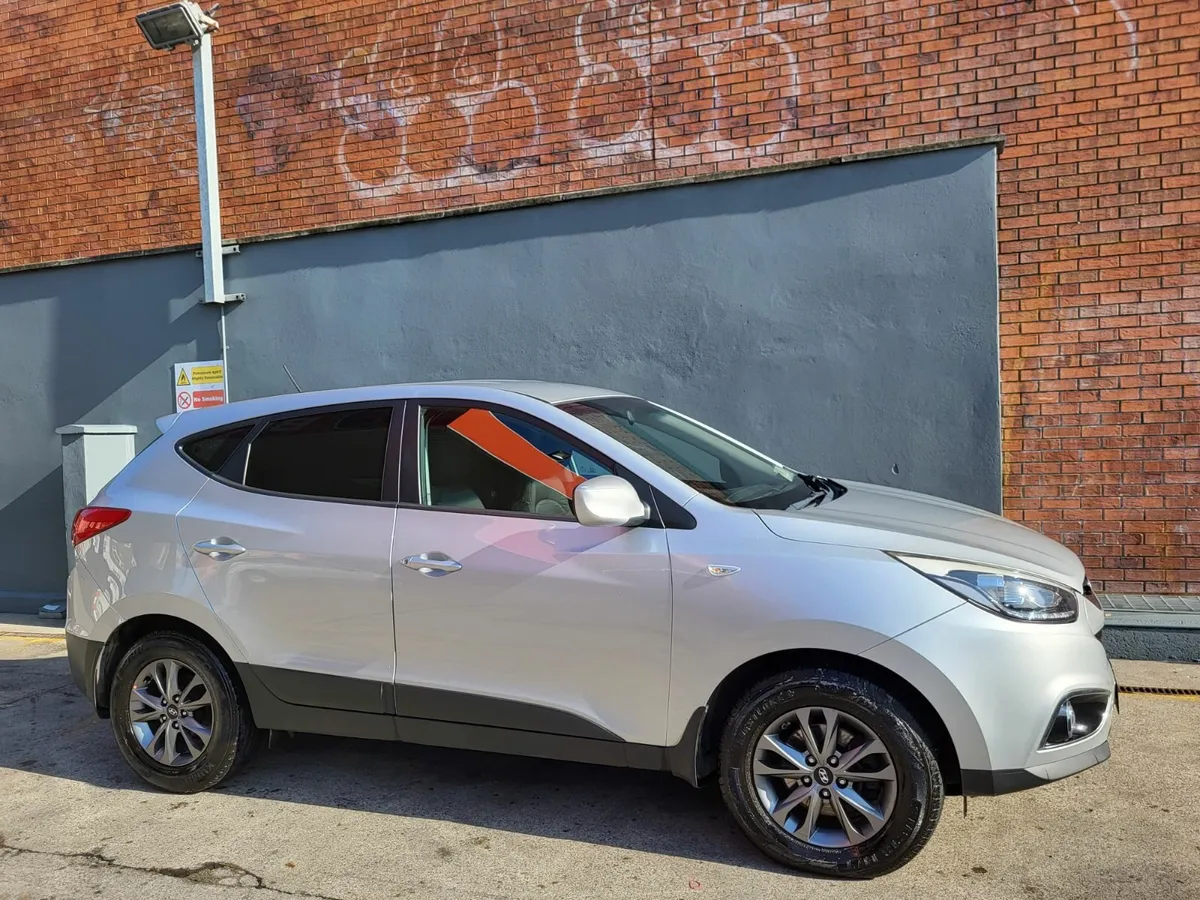 Hyundai ix35 - Image 1