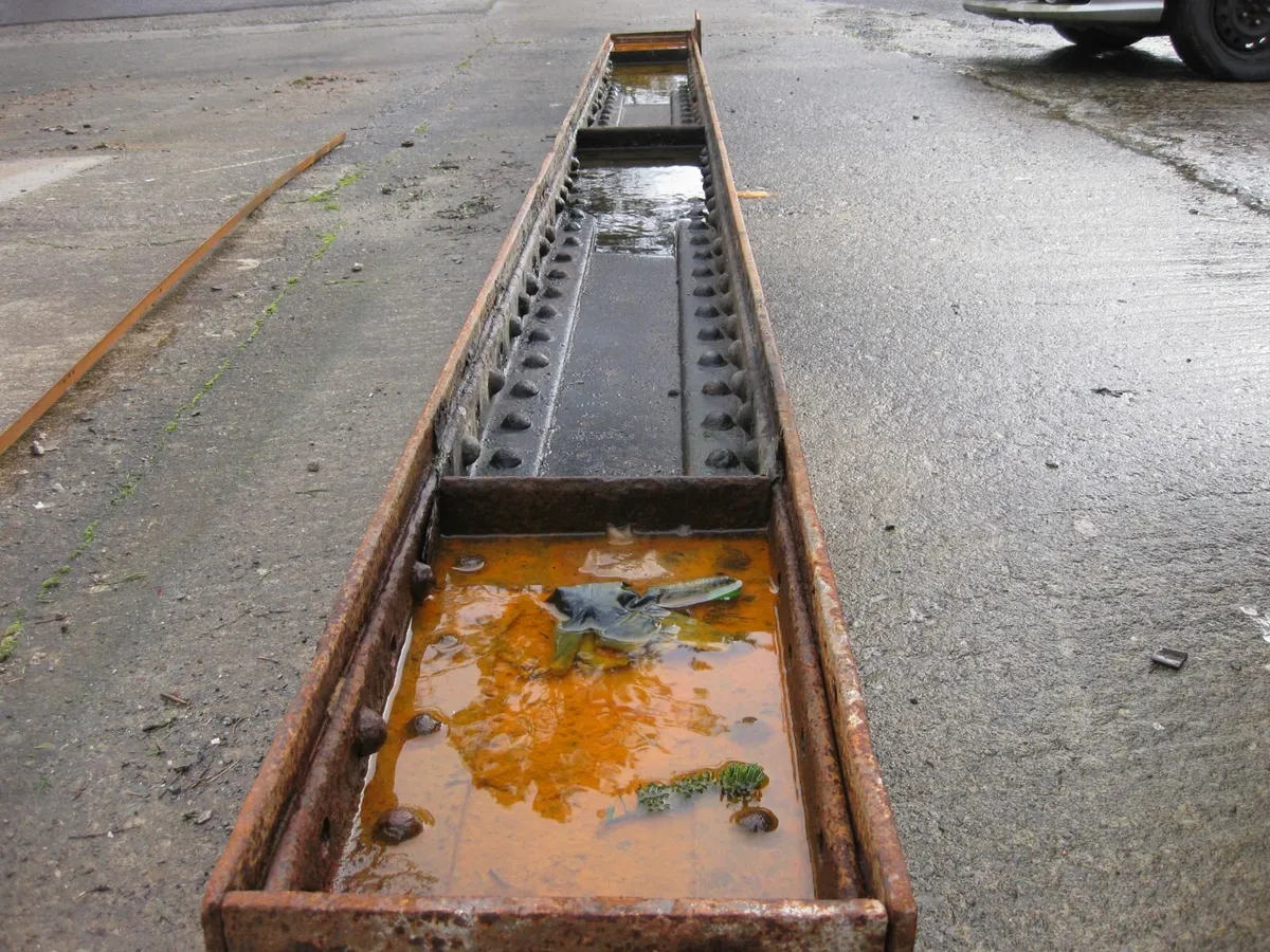 WORKSHOP PIT BEAMS - Image 2