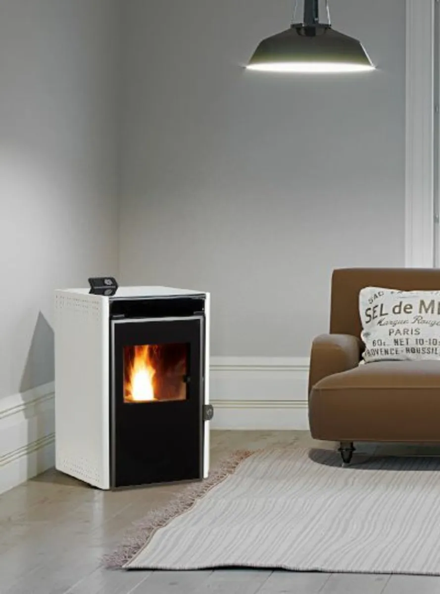 Ecoforest Creta | Wood Pellet | Air Stove | 6 KW for sale in Co. Cork for  €1,950 on DoneDeal