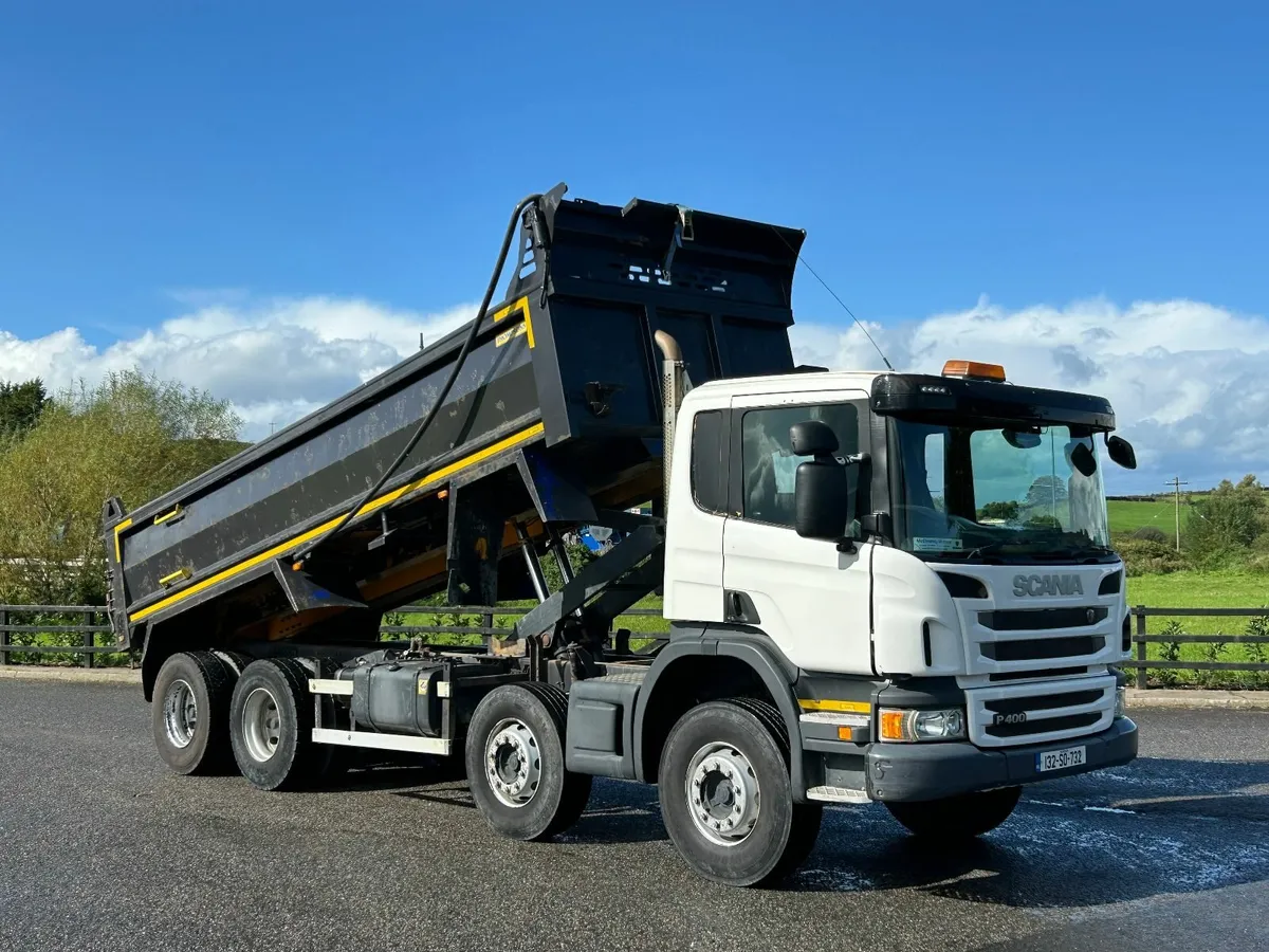 2013 Scania P400 8x4 Tipper. Ref No: 2383