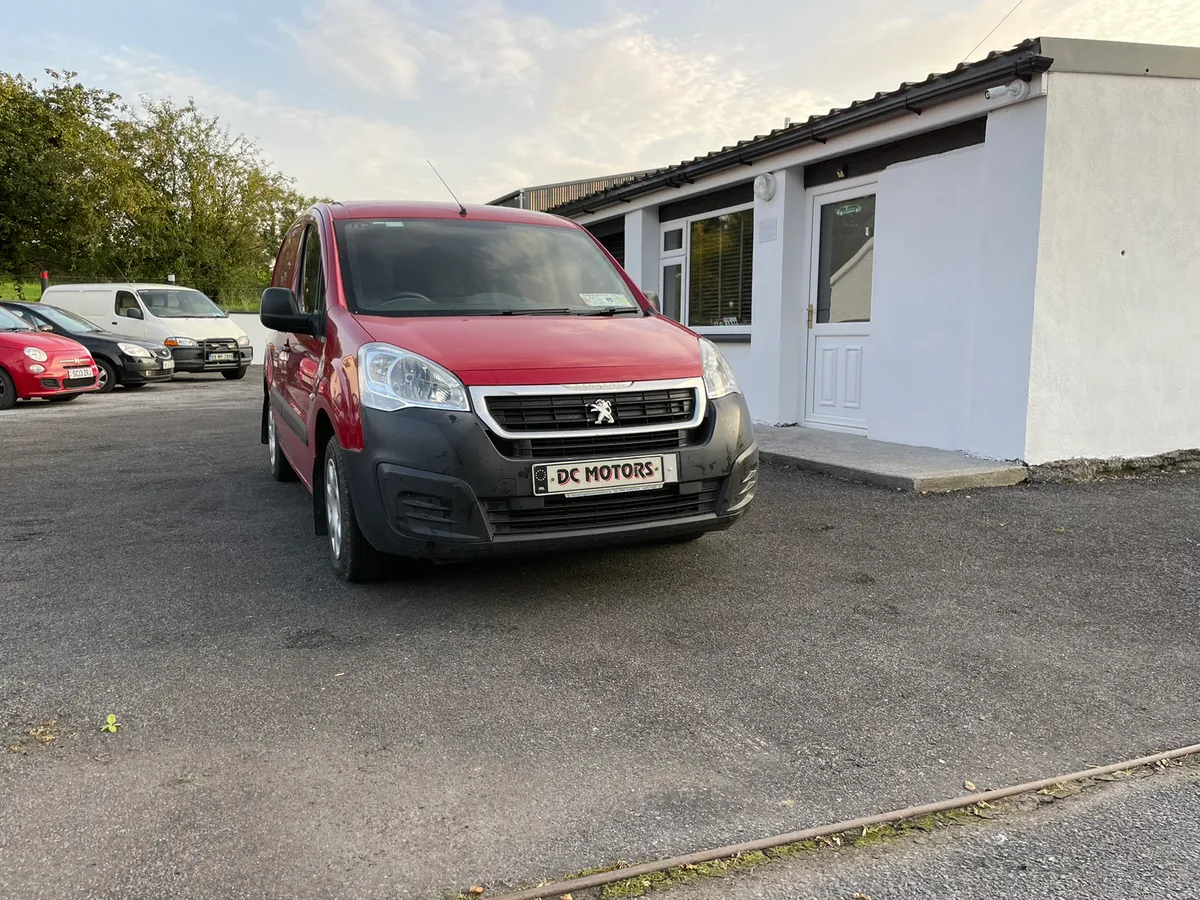 152 Peugeot partner 3 seater only 180,000 kms - Image 4