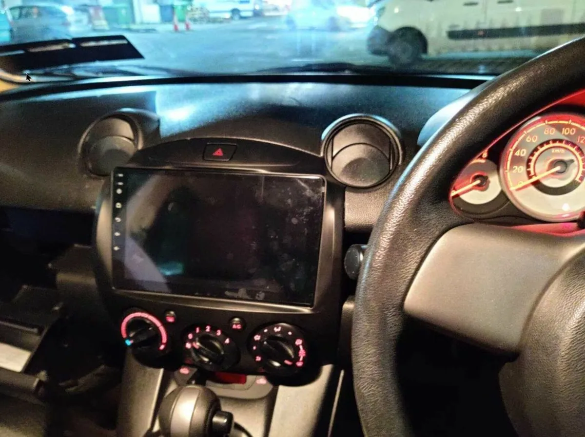 Mazda 2 Demio Android Auto Carplay radio - Image 3