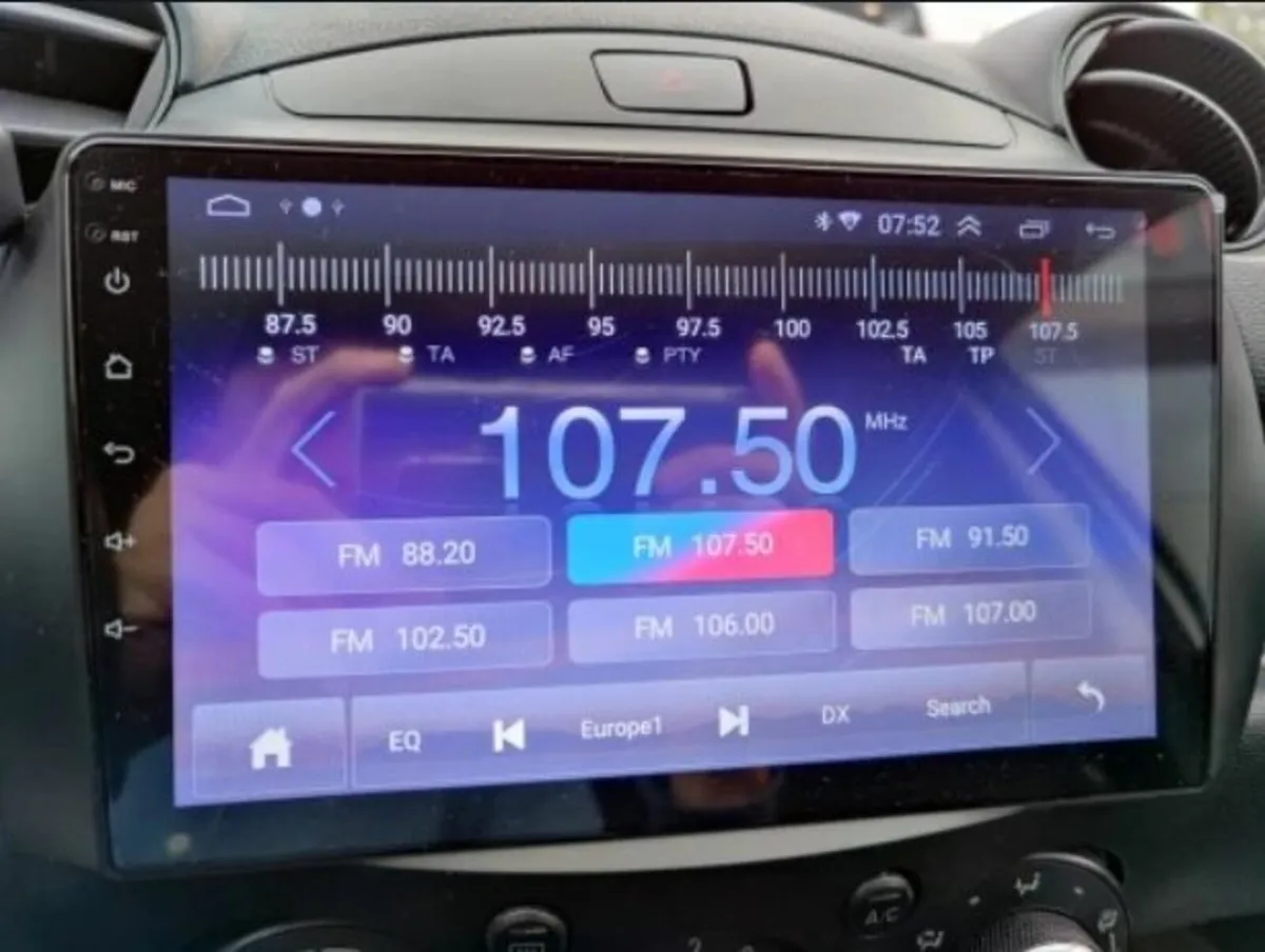 Mazda 2 Demio Android Auto Carplay radio - Image 1