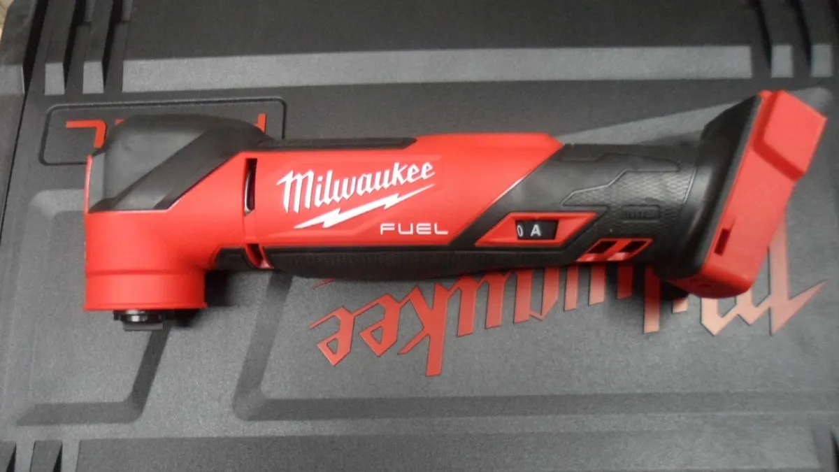 Milwaukee Multi Tool (M18 FMT - Body Only) - Image 1