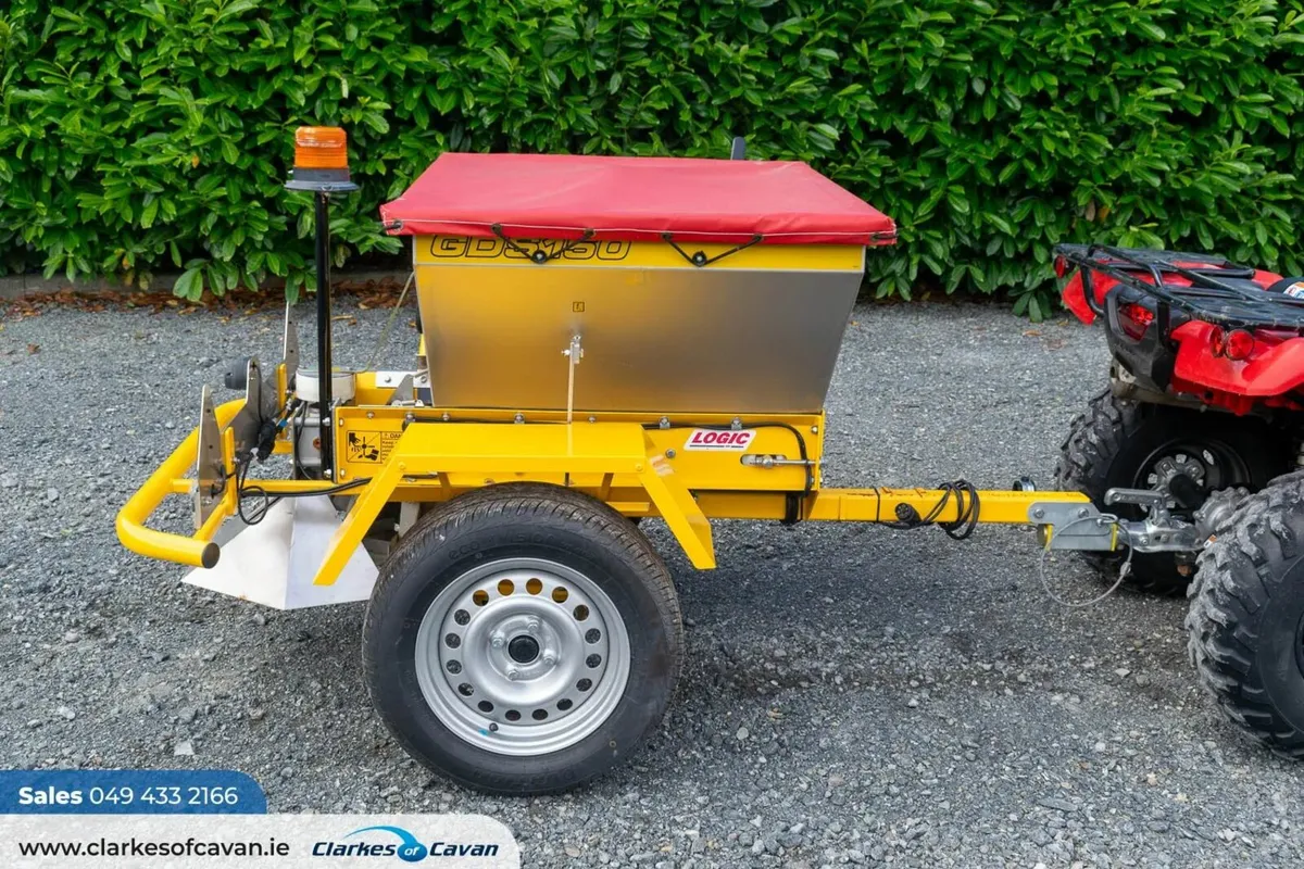 Logic GDS150 Salt Spreader - Image 2