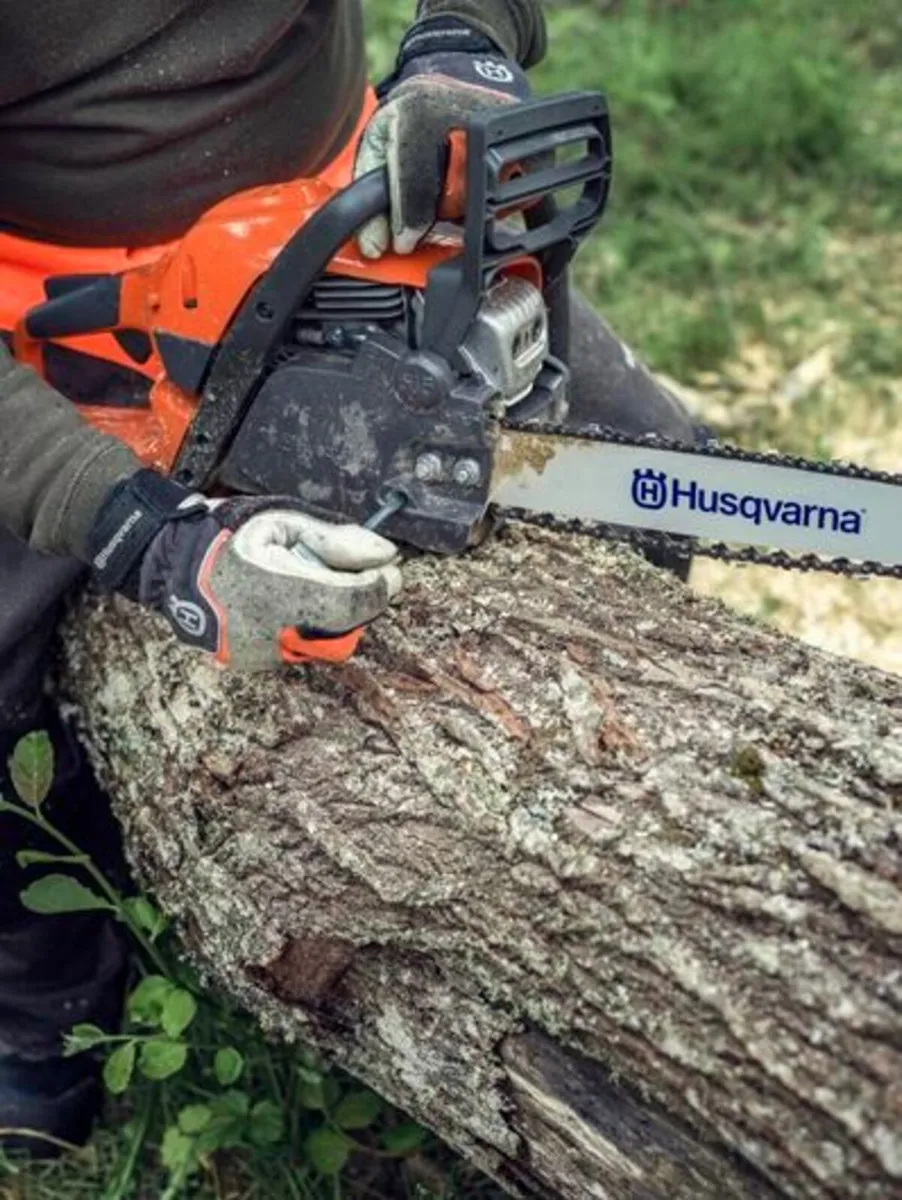 NEW Husqvarna 135 Chainsaw - Image 1