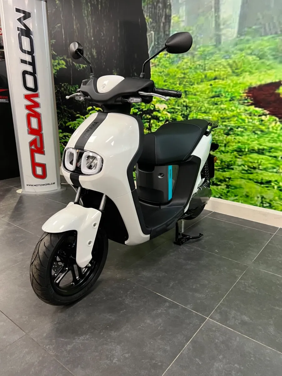 Electric Yamaha Neos E - Image 3