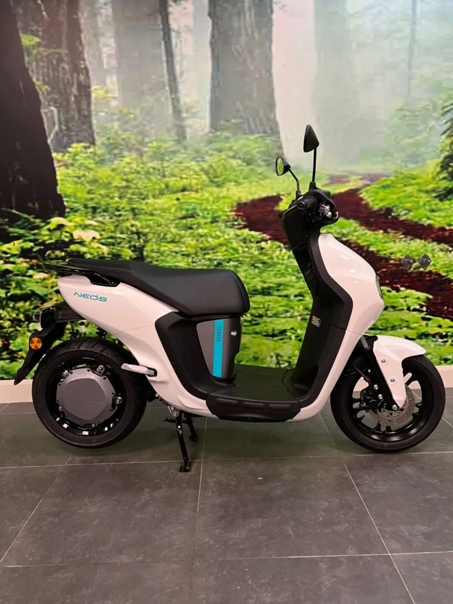 Electric Yamaha Neos E - Image 1