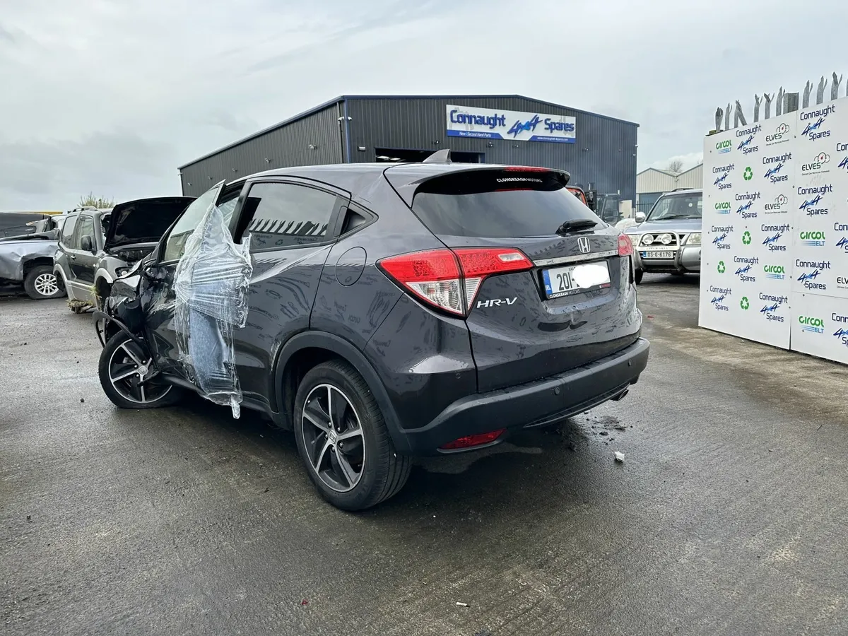 2020 HONDA HRV 1.5P AUTO JUST IN FOR BREAKING - Image 3