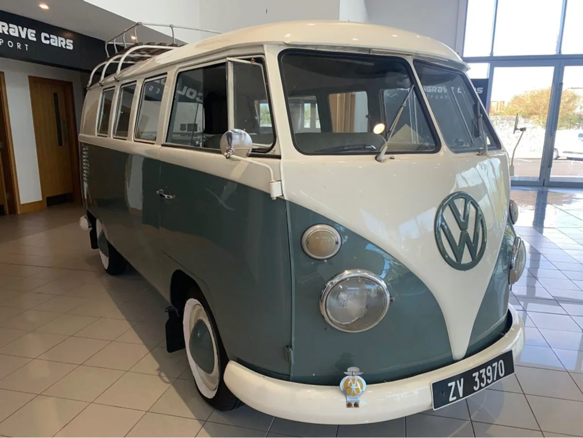 Volkswagen Multivan Splitscreen Kombi Bus - Image 2