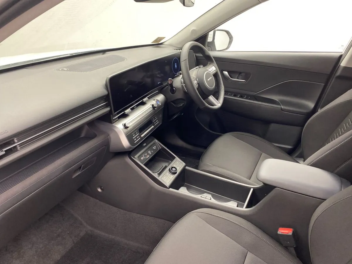 Hyundai Kona Hybrid Elegance - Image 3