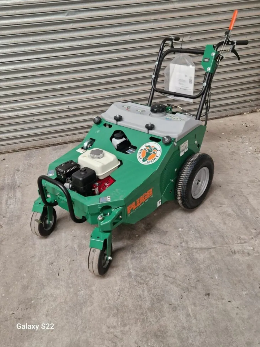 Billygoat Aerator PLUGR®25 Hydro Drive - Image 3