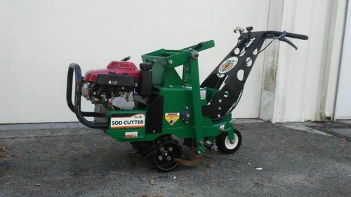 BILLYGOAT SC180H 18″ HYDRO SOD CUTTER - Image 1