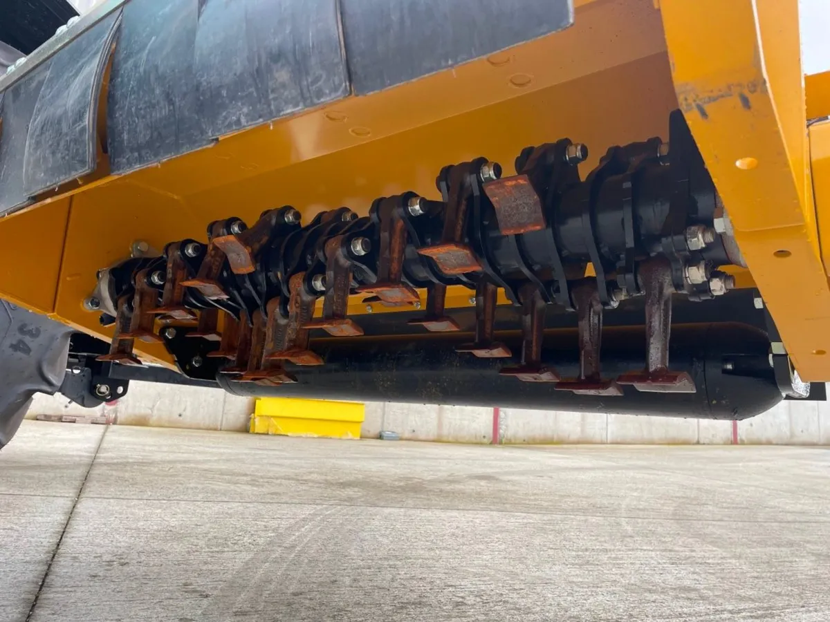NEW McConnel PA5455 Hedgecutter - Image 3