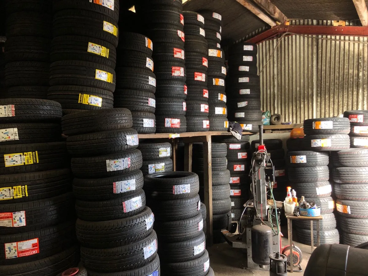 🛞 NEW CAR VAN JEEP TYRES FITTED & BALANCED 🛞