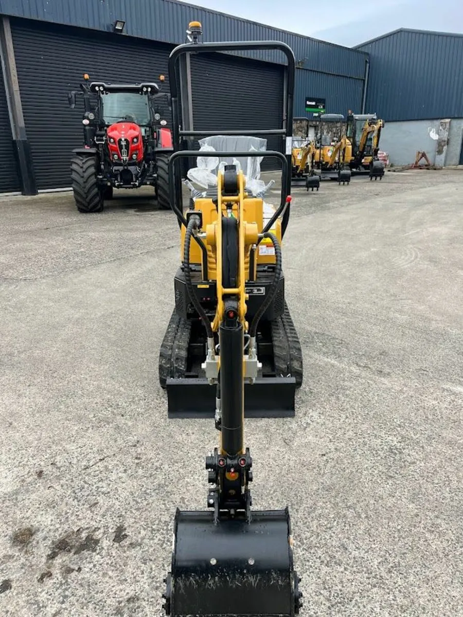NEW CARTER CT10 PRO MINI DIGGER (1 TON) - Image 3