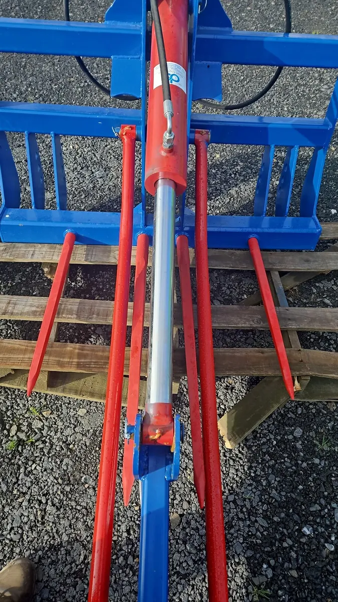 Bale Splitter - Image 2