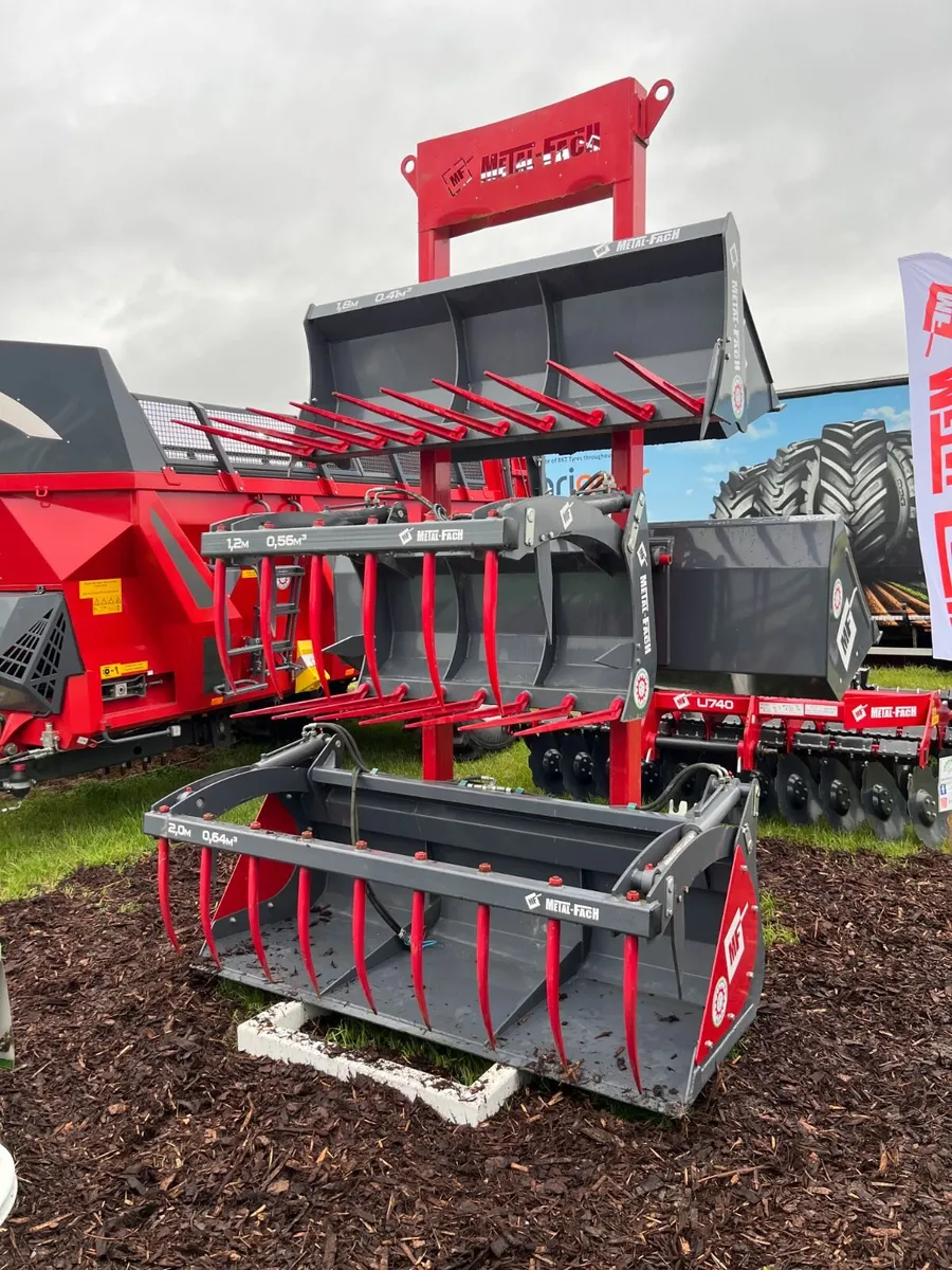 Silage Grabs & Buckets