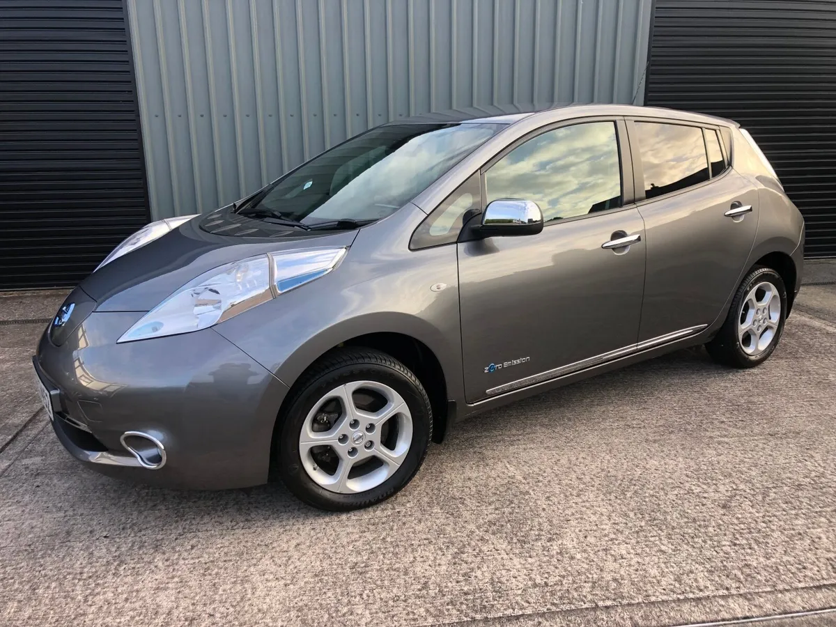 Nissan leaf 80kw acenta deals 24kwh range