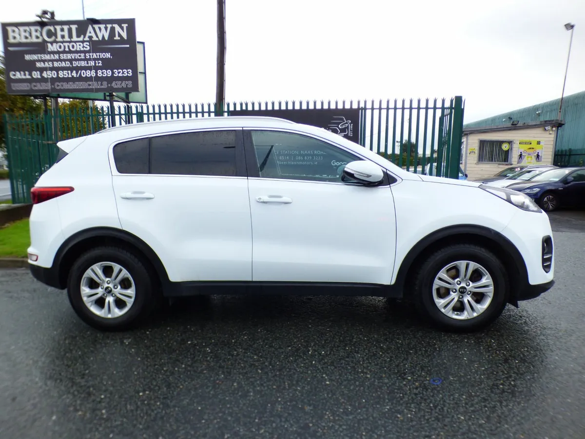 KIA SPORTAGE 1.7 CRDI LX COMMERCIAL - Image 2