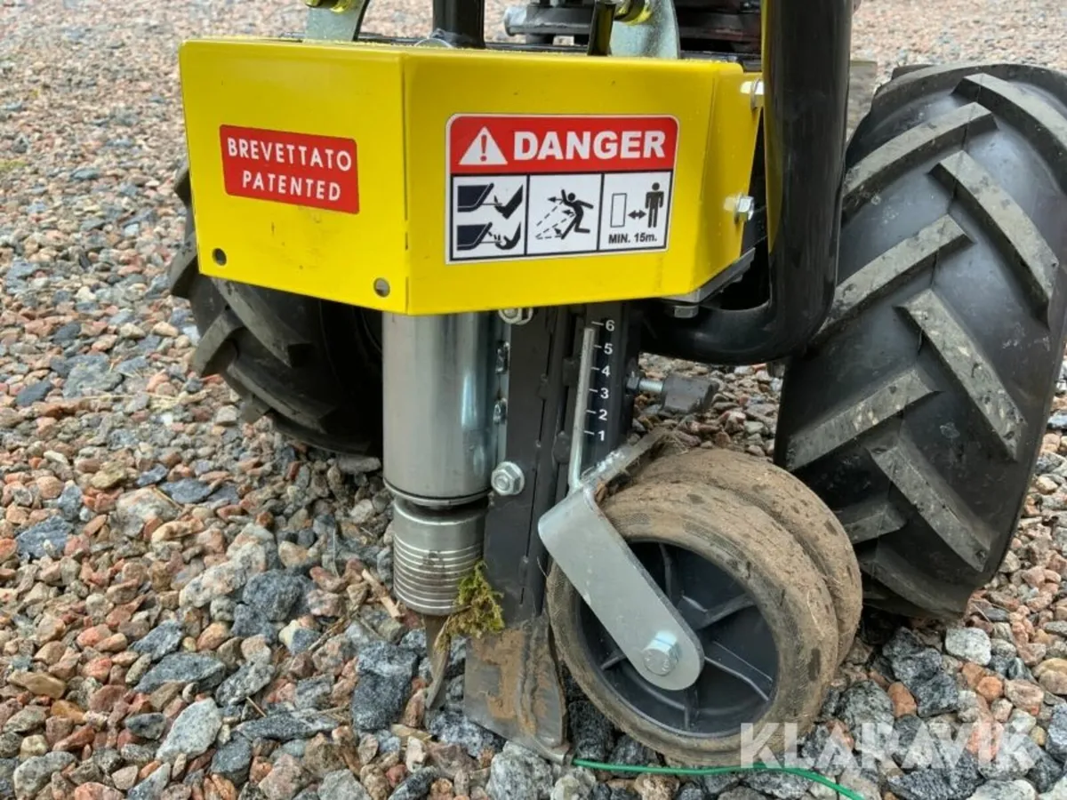 Robotic Mower Cable Layer for HIRE - Image 4