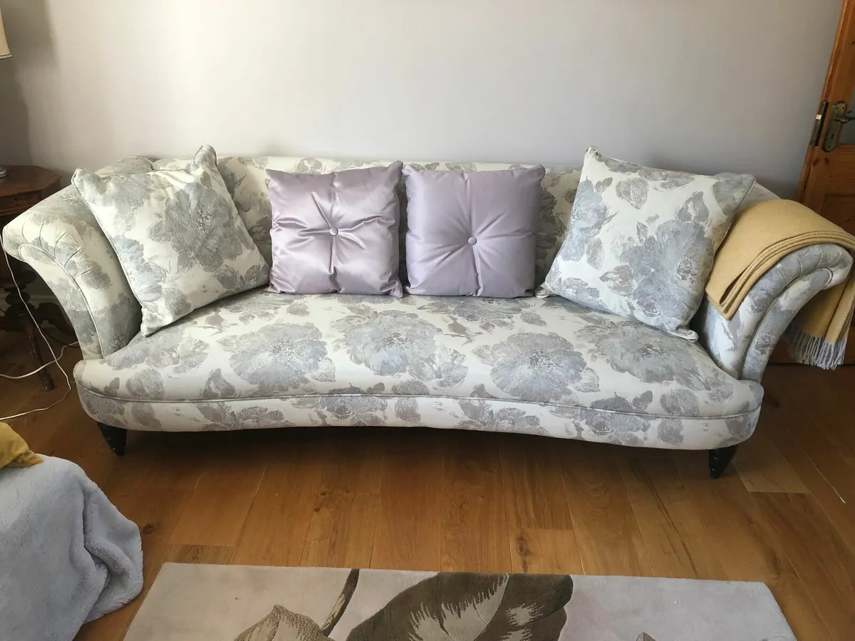 Chesterfield Style Sofas
