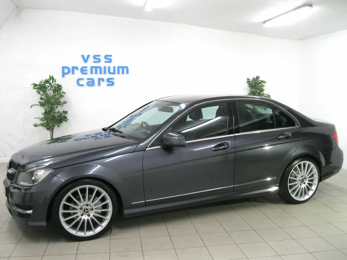 RARE LOW MLS AMG! NEW NCT,TYRES & T/CHAIN! HI SPEC - Image 2