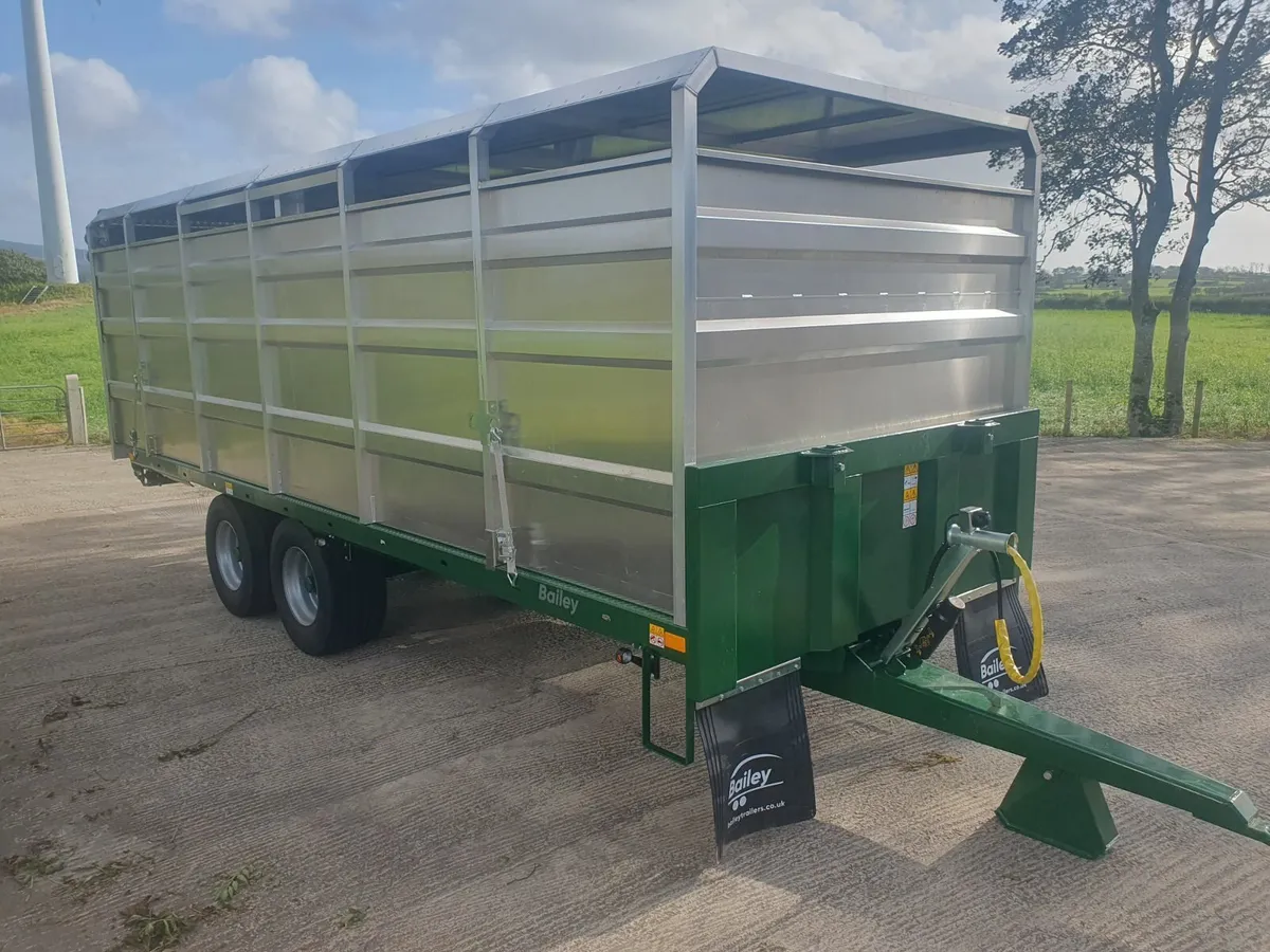 Bailey 2 in 1 Cattle / Bale Trailer - Image 3