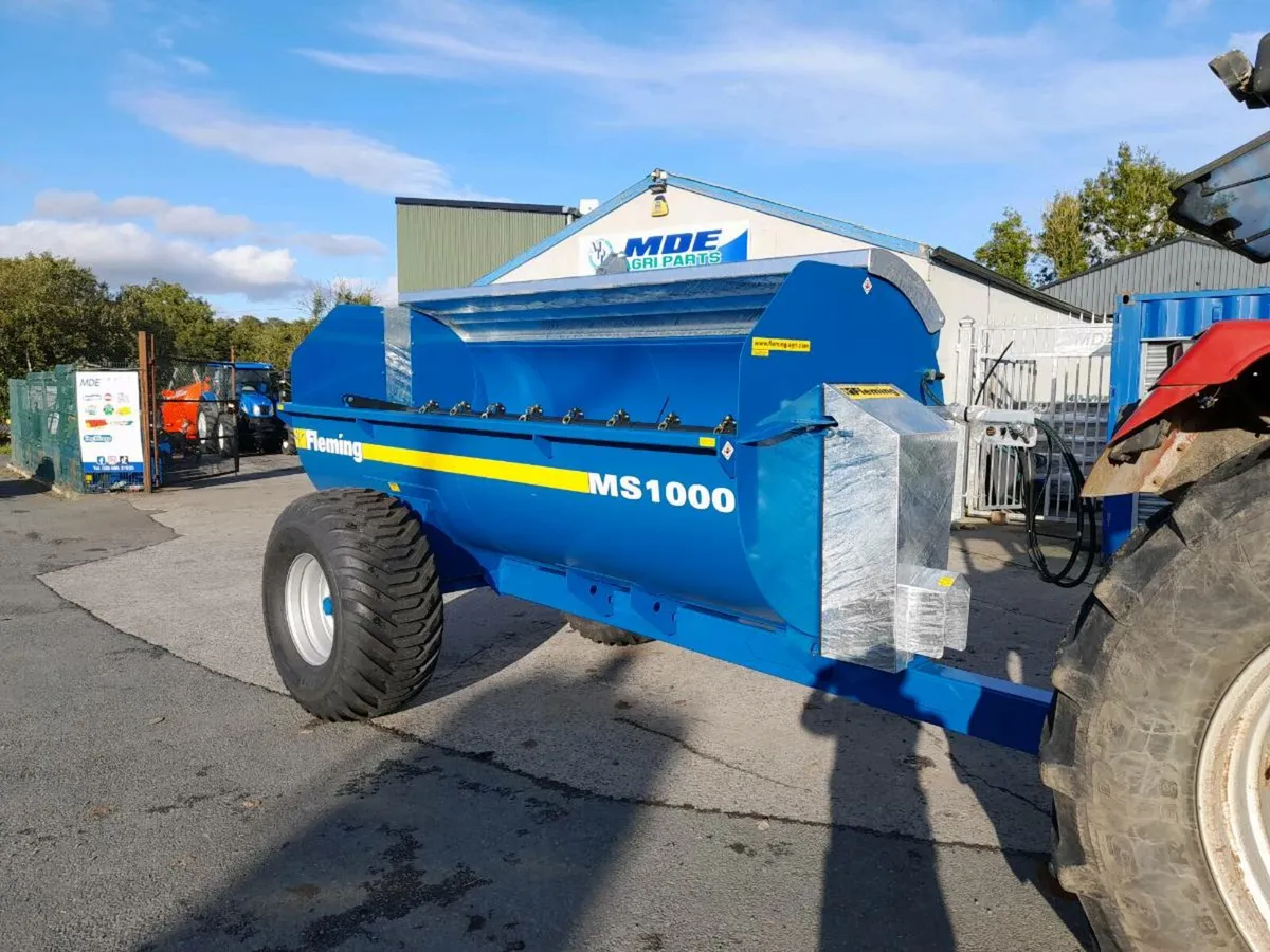 Fleming MS1000 side spreader