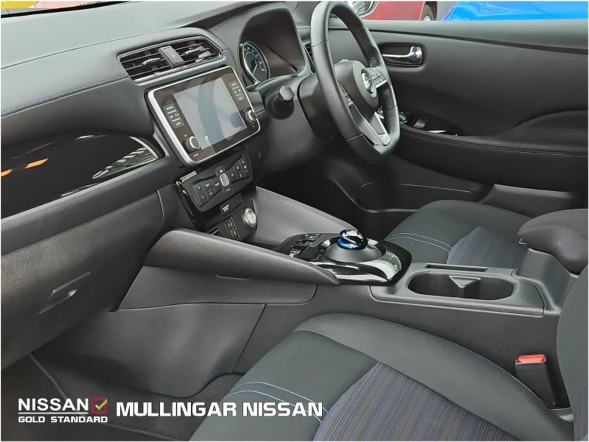 Nissan Leaf EV SV Premium 40kwh Auto - Check out - Image 4