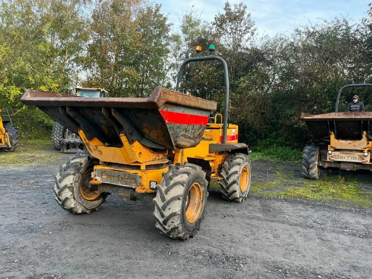 2 barford 7 ton swivel dumpers - Image 3