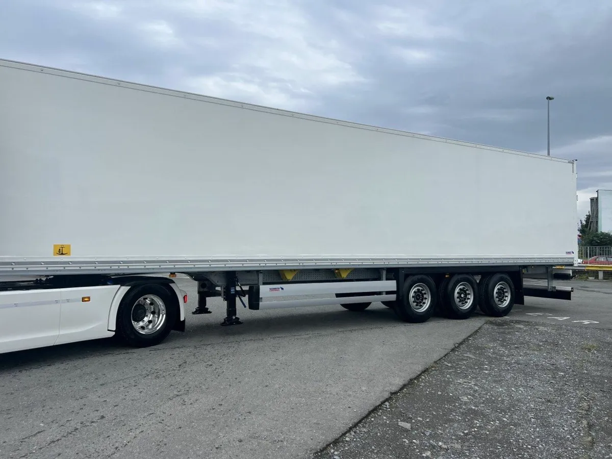 NEW in Schmitz Cargobull semi trailers. Ref: 2391T - Image 1