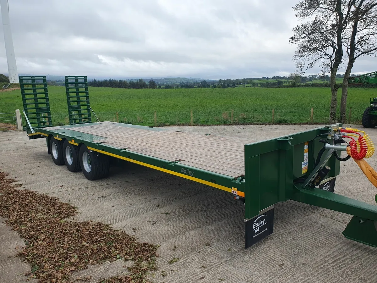 Bailey 9m Tri Axle Low Loader - Image 3