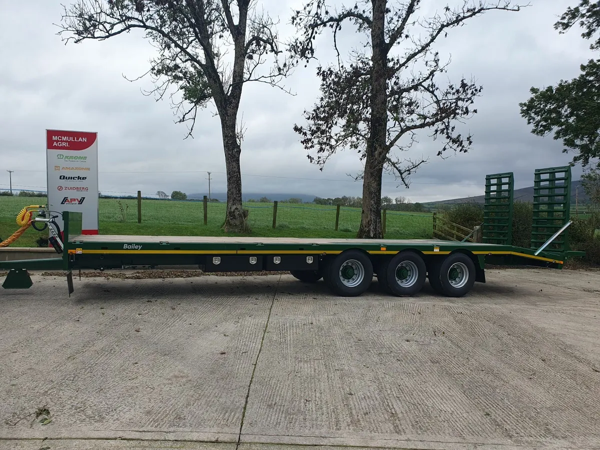 Bailey 9m Tri Axle Low Loader